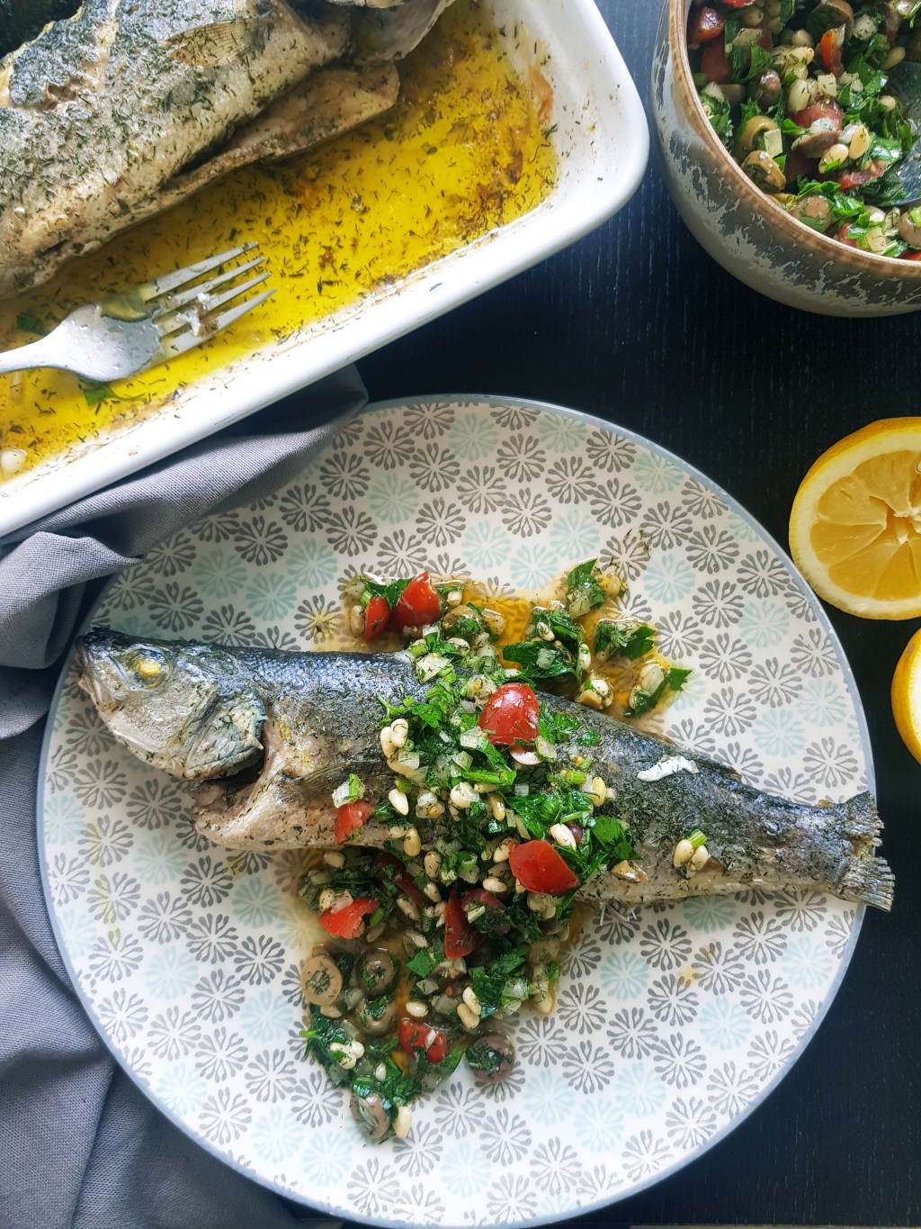 Bar au four et salsa&nbsp;verde