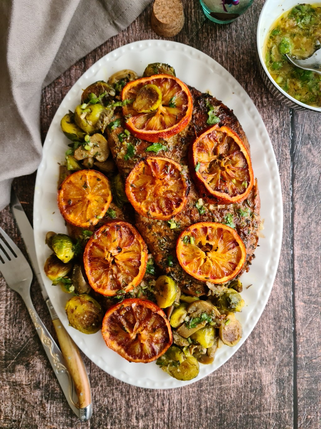 Dinde rôtie aux agrumes et aux&nbsp;herbes